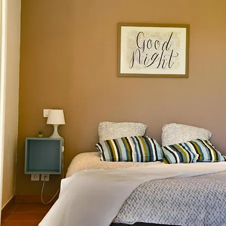 Mistretta 33 Bouddha Zen 34 Arts 44 Ny Apartmán